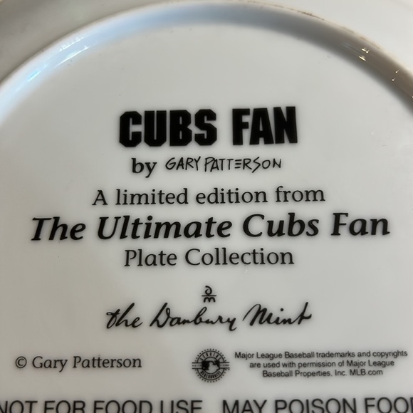Danbury Mint CHICAGO CUBS FAN 8" Collectors Plate designed by Gary Patterson - Picture 3 of 7